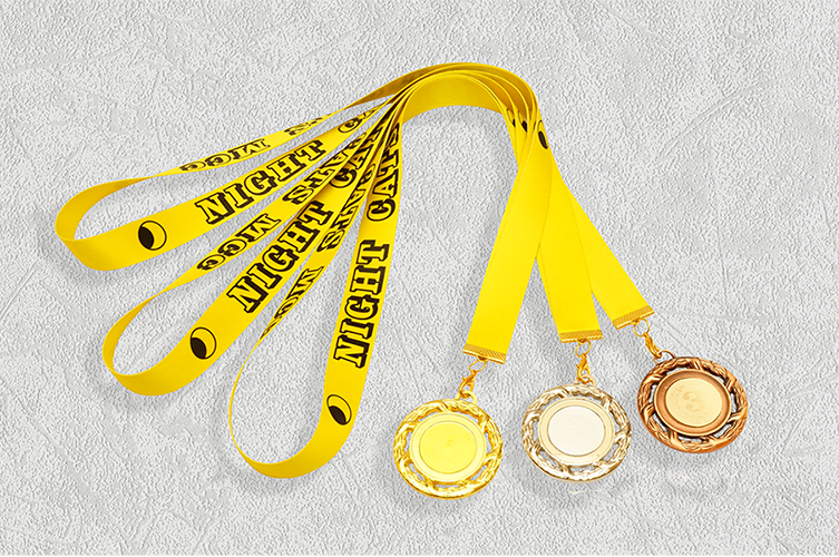 Ленты для спортивных медалей с полноцветной печатью логотипов.