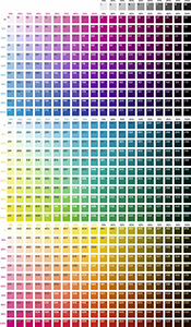 Цветовая полиграфическая шкала в виде множества цветных квадратиков