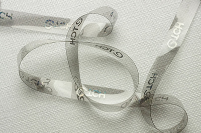 Силиконовые ленты: прозрачная с логотипами