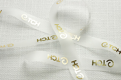 Силиконовые ленты: черная с логотипами