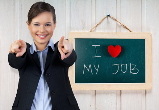 Симпатичное лицо, улыбающейся девушки и надпись в виде символов: Я люблю свою
работу.