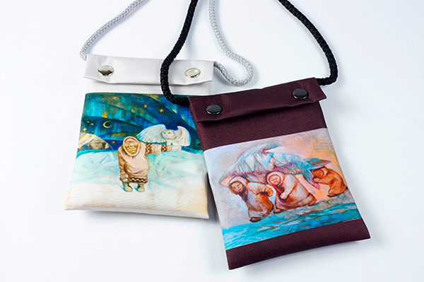 2 сумочки на шею с рисунками эскимосских национальных мотивов