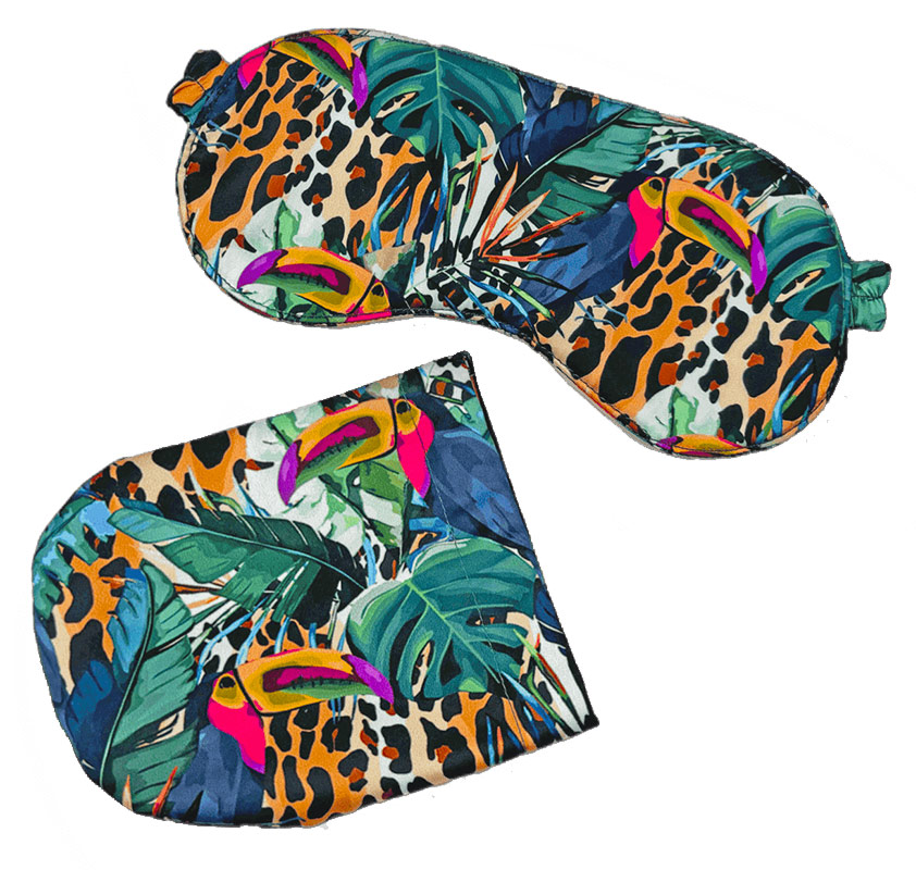 Маска для сна с принтом и рядом: мешочек для нее с таким же дизайном