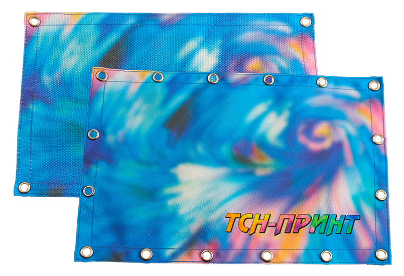 Два вида тканевых баннеров: один – с люверсами только по углам, второй с несколькими люверсами по всей длине