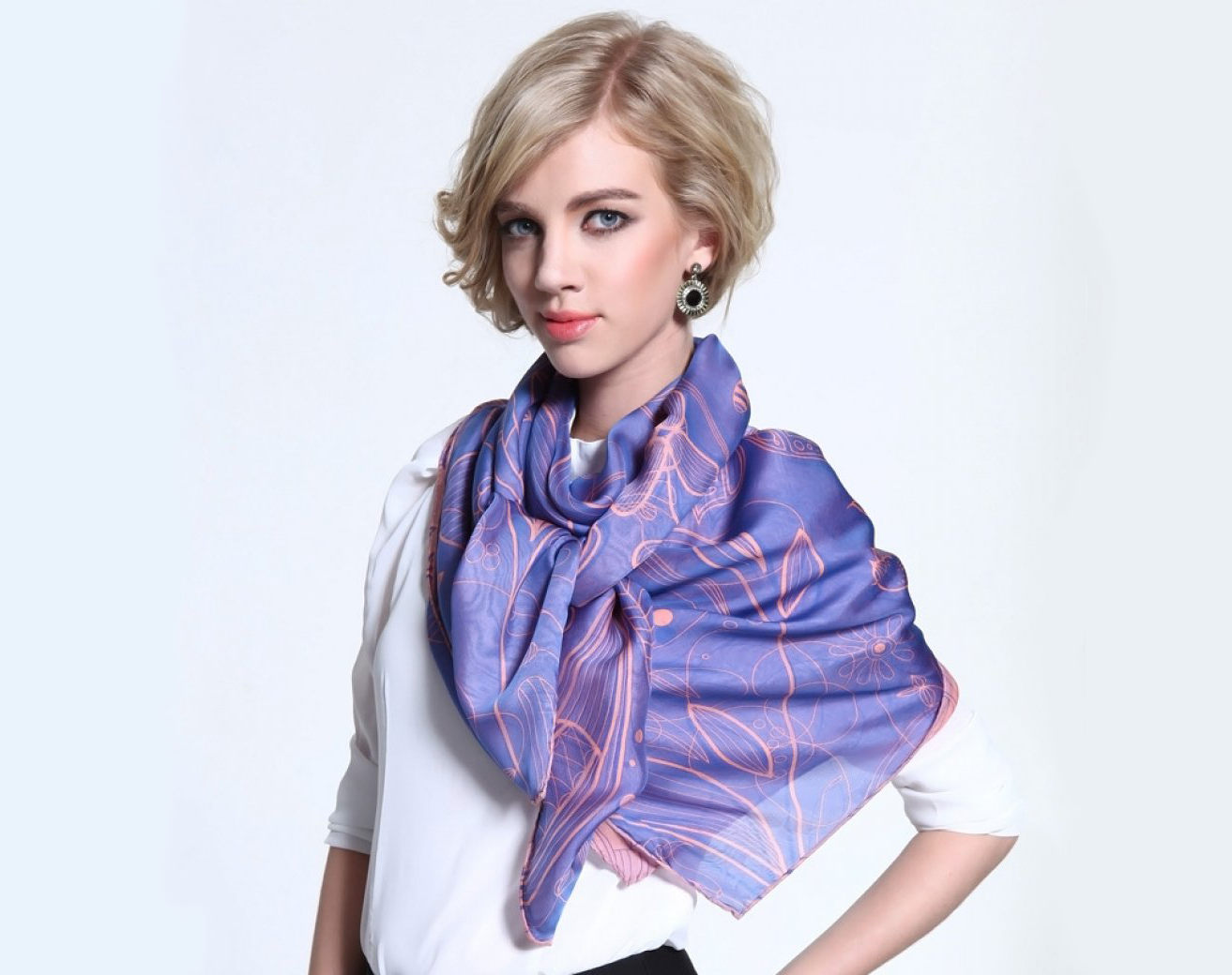 Платки из шелка Армани с печатью рисунка заказчика.