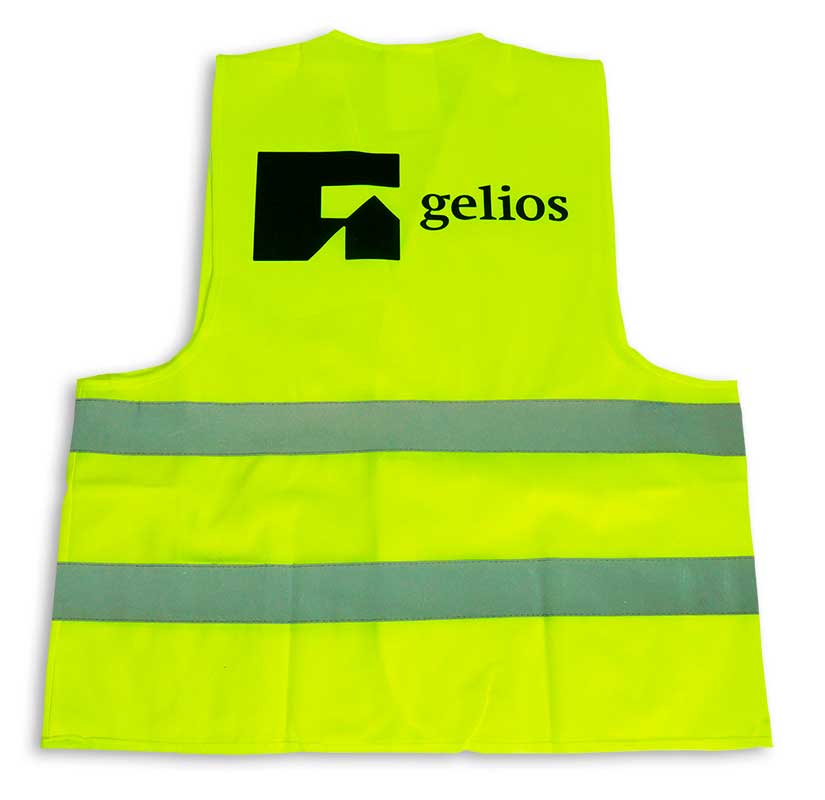 Оранжевый жилет, с двумя светоотражающими полосами, с черным номером телефона на спине