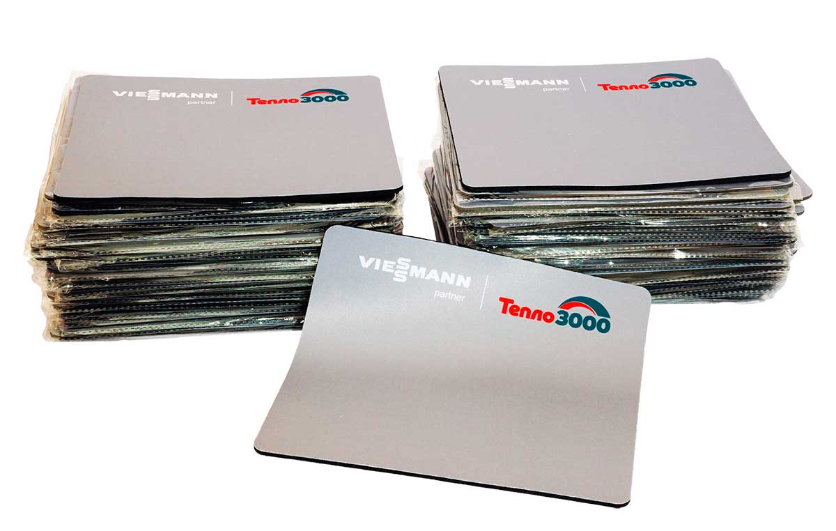 Коврик для мыши с логотипом