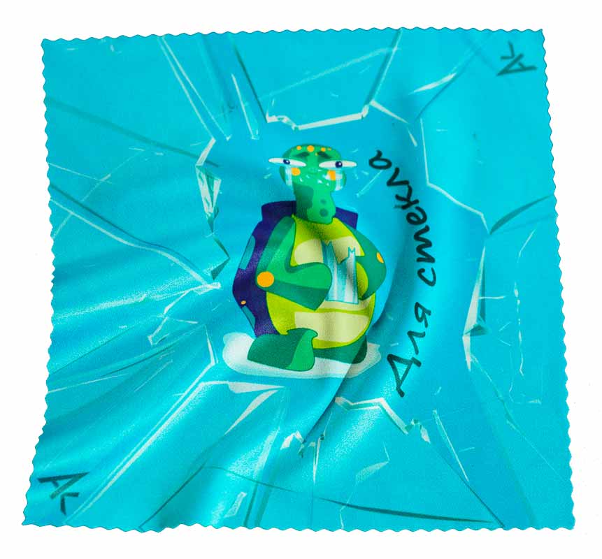 Салфетка для очков с логотипом. Размер 15х15 см