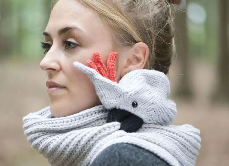 Шарф в стиле стрит-арт