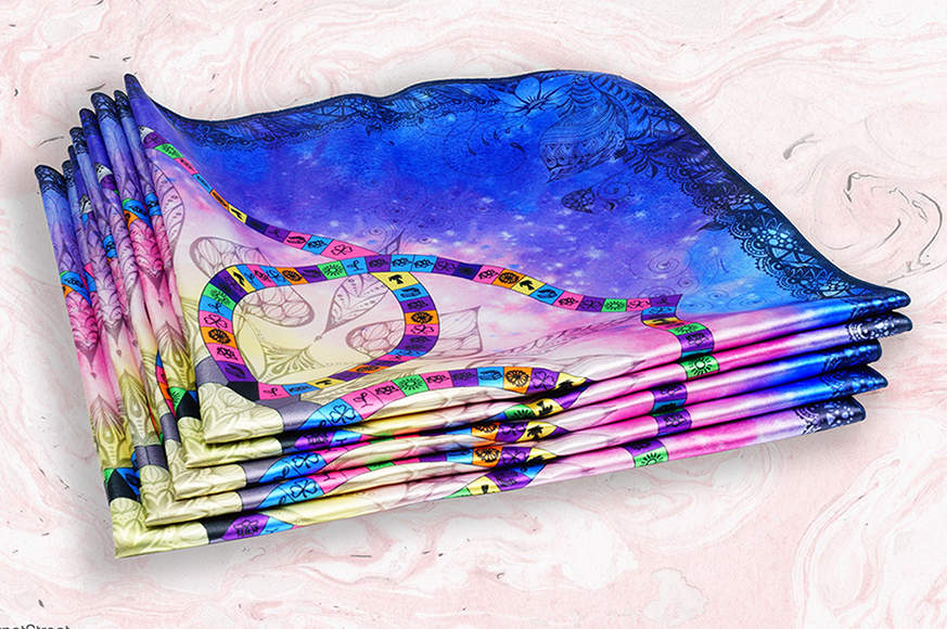 Платки, изготовленные на заказ: с печатью корпоративной символики и со своим рисунком.